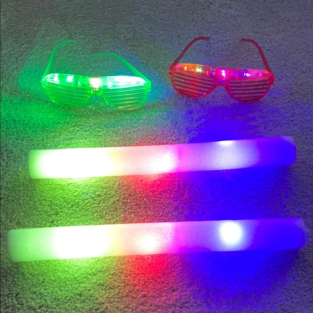 Light up Party pack. Varying settings for flashing or constant on.